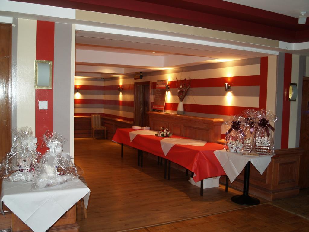 Antonine Hotel Φάλκιρκ Εξωτερικό φωτογραφία