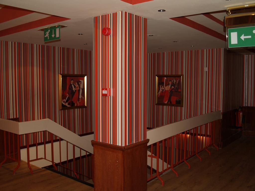 Antonine Hotel Φάλκιρκ Εξωτερικό φωτογραφία
